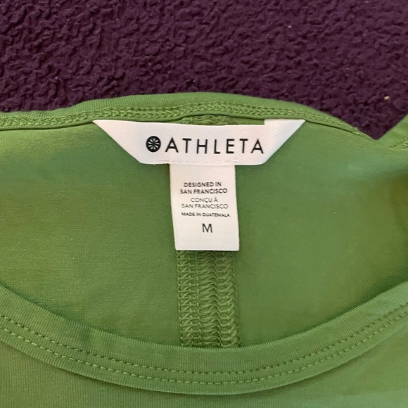 NWT Athleta Essential Top. - Picture 3 of 5